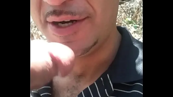 Veliki Ugly Latino Guy Sucking My Cock At The Park 1 topli videoposnetki