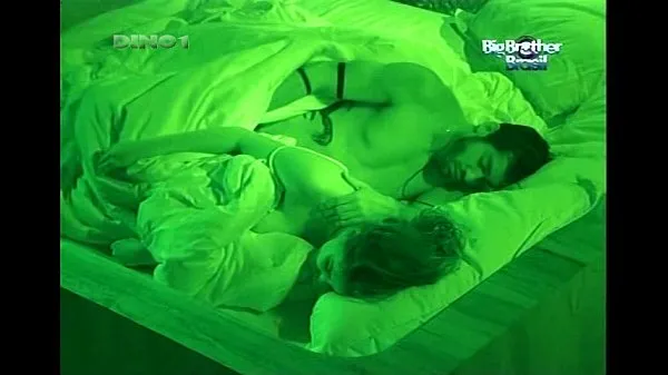 Grandes BBB 12: Laisa y Yurivídeos cálidos