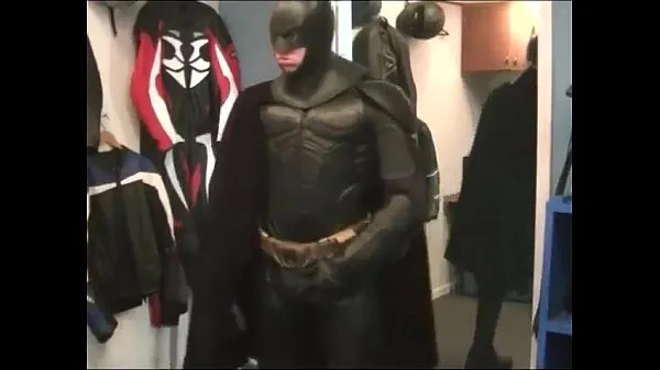 Veľké Batdude jerking in the house teplé videá