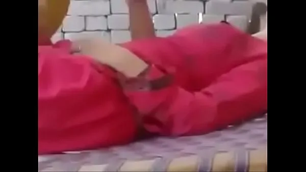 pakistani girls kissing and having fun Video hangat Besar