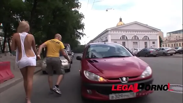بڑے Russian Bitch Ivana Sugar picked up in the street & assfucked by a Monster cock گرم ویڈیوز