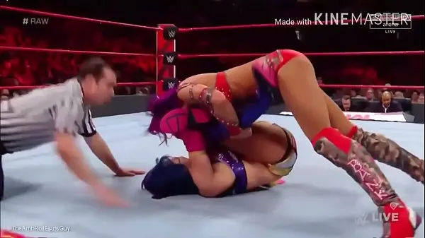 Nagy Sasha Banks takes Asuka to the limit meleg videók