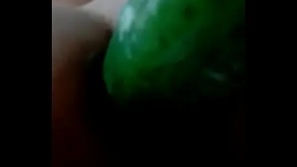 Store Friend puts cucumber up my ass varme videoer