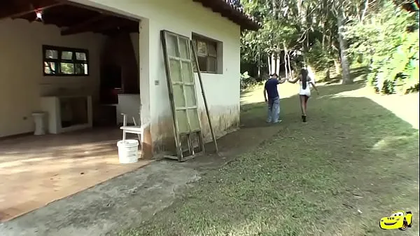 Grandes Ted encuentra a Samira en la Balsa do Bororé y los dos van a buscar a alguien para grabar con ellavídeos cálidos