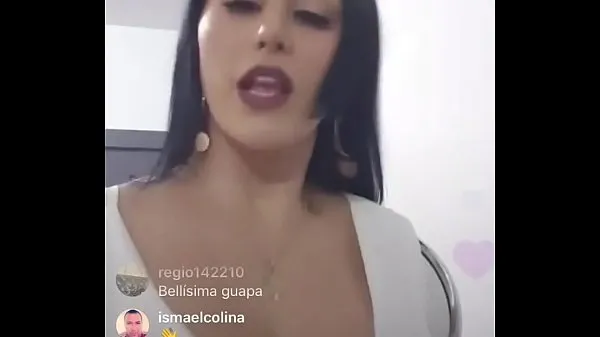 วิดีโอยอดนิยม Evaluna neglect gets nipple out live รายการใหญ่