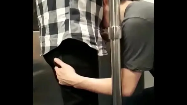 boy sucking cock in the subway Video hangat Besar