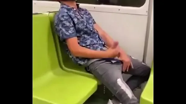 Nagy Metro meleg videók