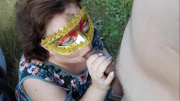 Große Mollige russische MILF im Freien auf dem Feld geficktwarme Videos