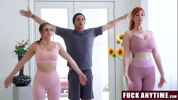 Isoja FuckAnytime - Yoga Trainer Fucks Redhead Milf and Her as Freeuse - Penelope Kay, Lauren Phillips lämpimiä videoita