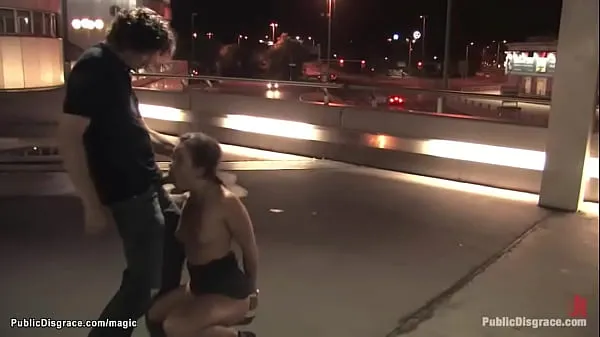 Büyük Sexy brunette Czech babe Gioia Biel is exposed and walked in public streets at night by Princess Donna Dolore then mouth fucked by big cock Steve Holmes sıcak Videolar