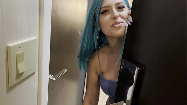 Stora Casting Curvy: Blue Hair Thick Porn Star BEGS to Fuck Delivery Guy varma videor
