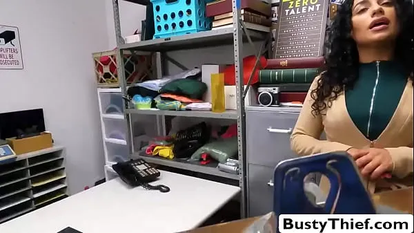 Busty brunette milf Brianna Bourbon fucks officer on the table Video hangat Besar