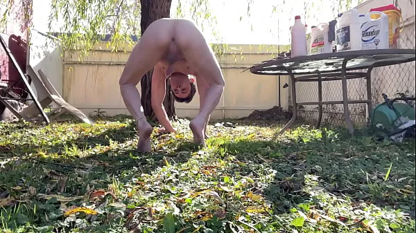 Big ME BEING NAUGHTY IN THE BACK YARD warm Videos