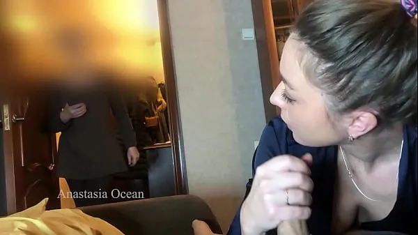 Velká My stepmom catched me giving a blowjob to my boyfriend. We were talking and she watched how I suck and he cum on my face vřelá videa
