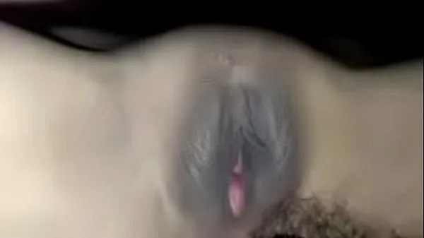 بڑے Licking a beautiful girl's pussy and then using his cock to fuck her clit until he cums in her wet clit. Seeing it makes the cock feel so good. Playing with the hard cock doesn't stop her from sucking the cock, sucking the dick very well, cummin گرم ویڈیوز