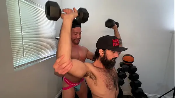 Grandes workout buddies vídeos calorosos