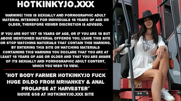 Grandes Hot body farmer Hotkinkyjo fuck huge dildo from mrhankey & anal prolapse at harvester vídeos calorosos